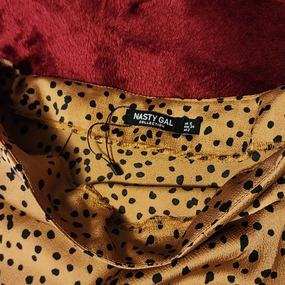 Nasty Gal Silky Satin Cheetah Spotted Animal Print Midi Skirt NWOT US 2 UK 6 - Picture 4 of 7